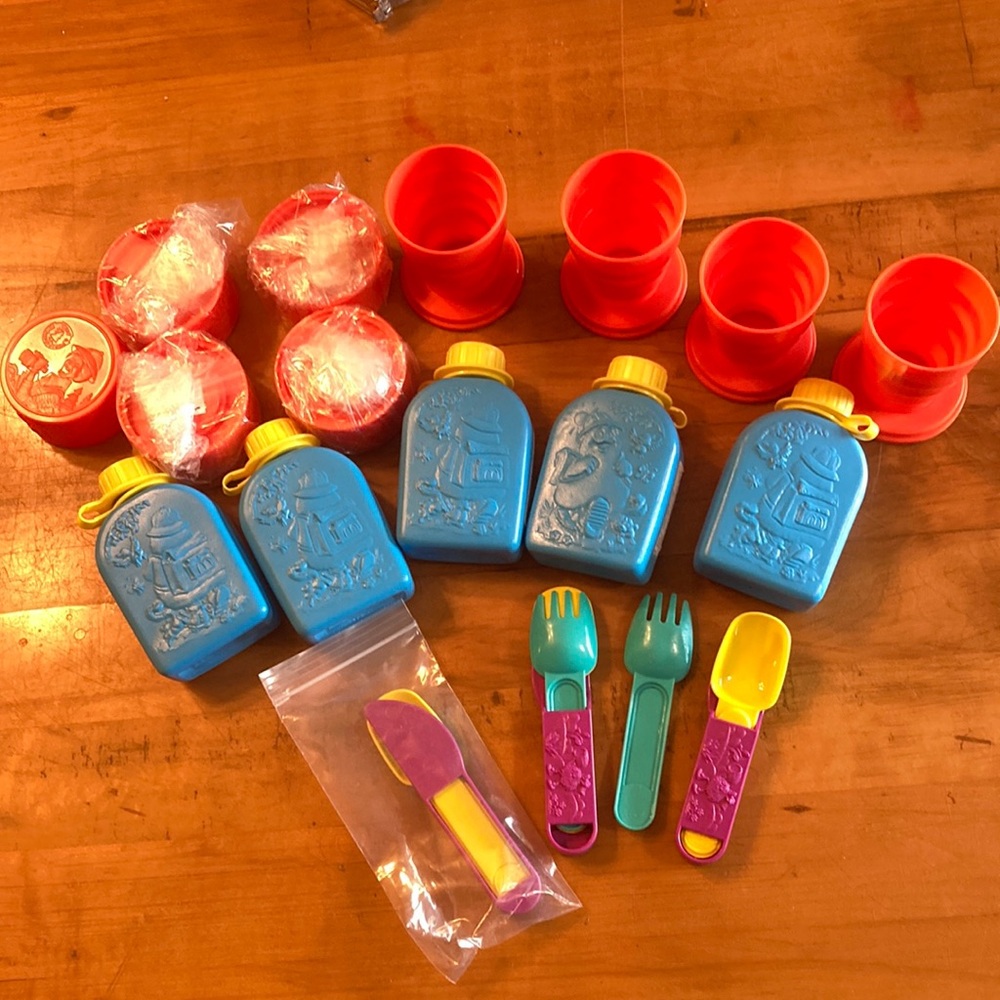 1989 McDonalds Happy Meal Camp Toy Lot Utensils Collapsing Cup drink bottle
